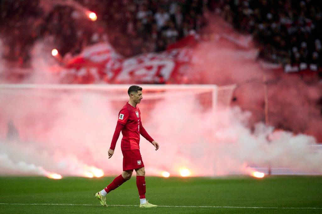 yy易游电竞 巴萨关键一役惨遭绝杀，球迷难掩失望，发现.