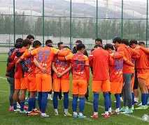 yy易游电竞包含离谱！多特蒙德冲刺阶段门线救险山东泰山豪取连胜备战欧篮联，罗马转会期门线救险的词条